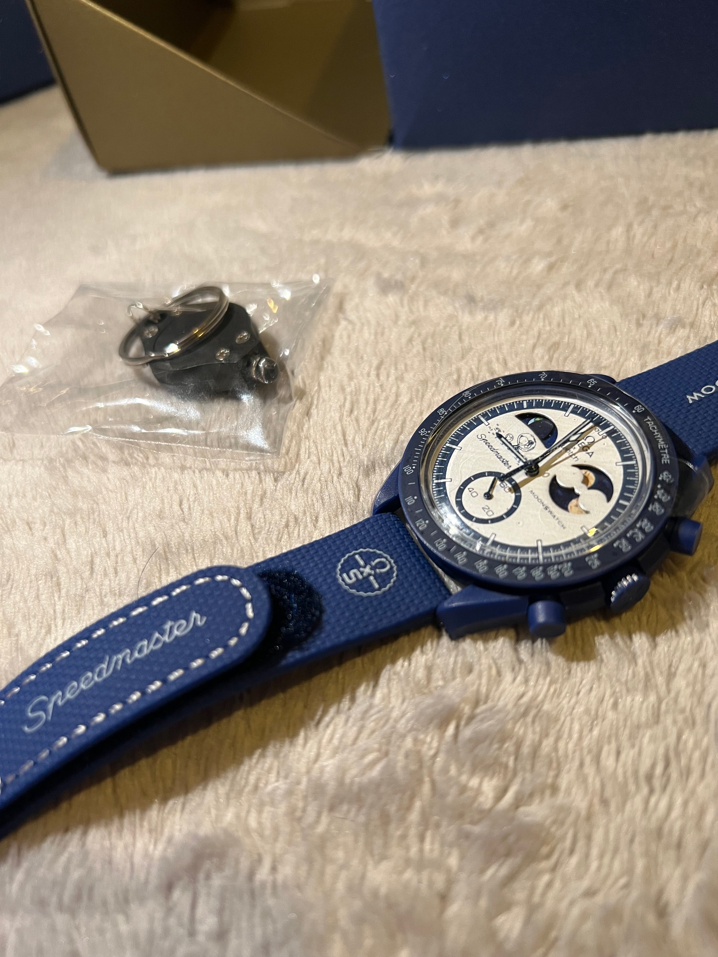 OmegaXSwatch bioceramic MoonSwatch “mission to earthphase moonshine gold”