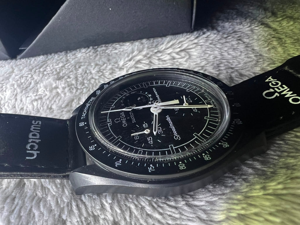 Swatch x Omega Bioceramic MoonSwatch Mission to the Moonphase.