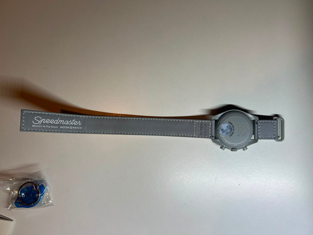 Swatch x Omega Bioceramic Moonswatch 1965.